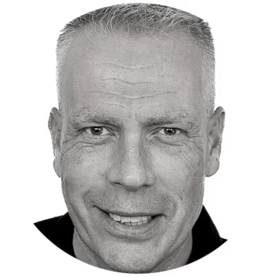 Profilbild på Stedan Lindholm i svartvitt
